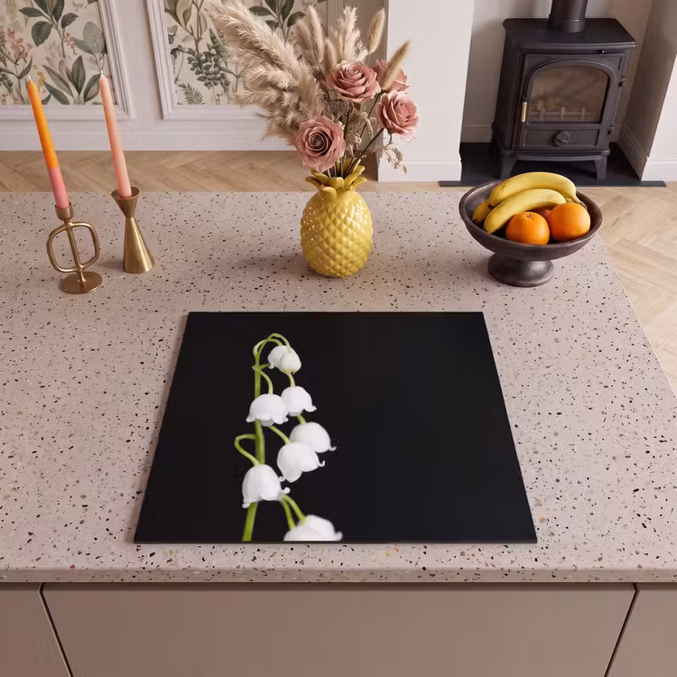 Induction hob protector - Lily of the Valley by Night — 3