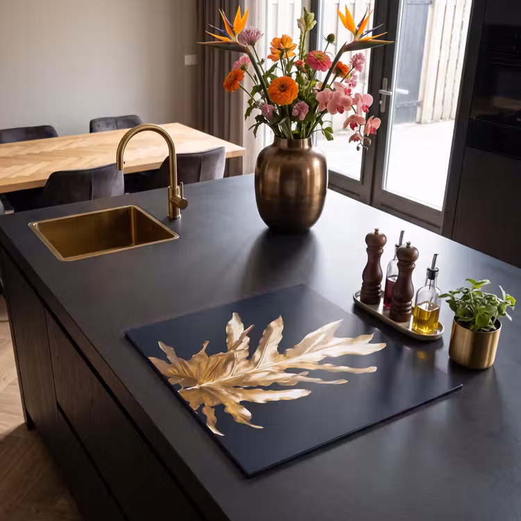 Induction hob protector - Royal Fern Crown — 2