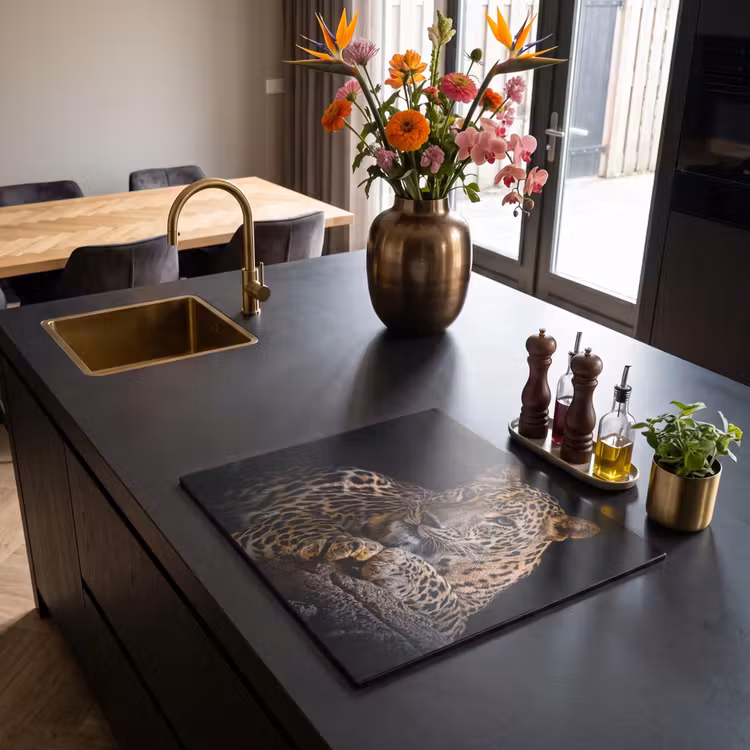 Induction hob protector - Gaze of the Hidden Hunter — 2