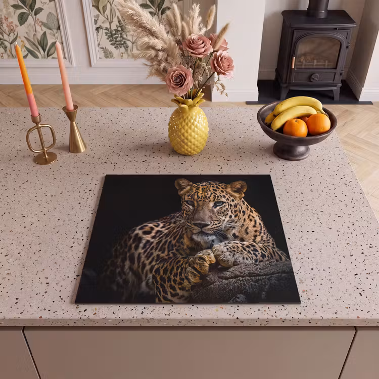 Induction hob protector - Gaze of the Hidden Hunter — 3