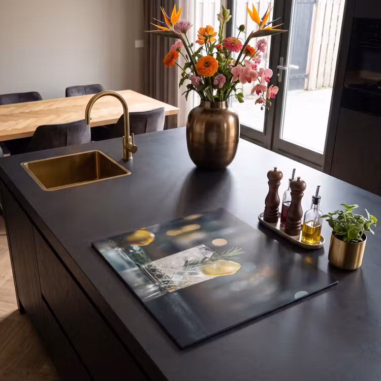 Induction hob protector - Gin tonic with a Touch of Lemon — 2