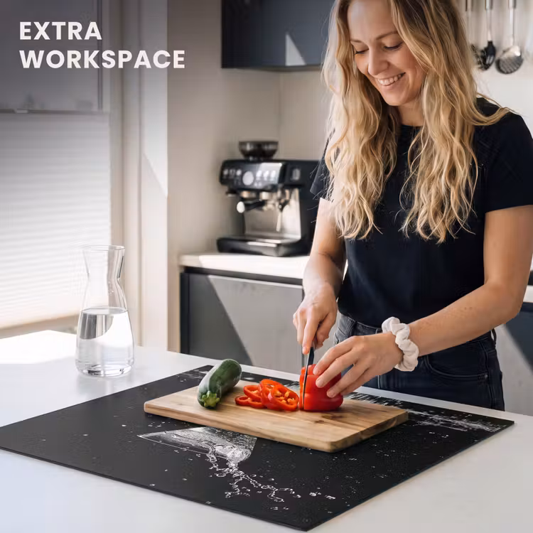 Induction hob protector - Monochrome Splashing Martini — 7