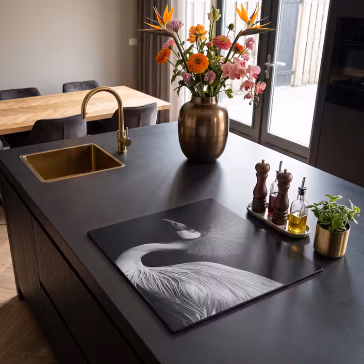 Induction hob protector - Spectator with Feather Crown — 2