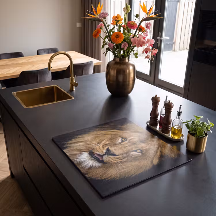 Induction hob protector - Face of the Serengeti — 2