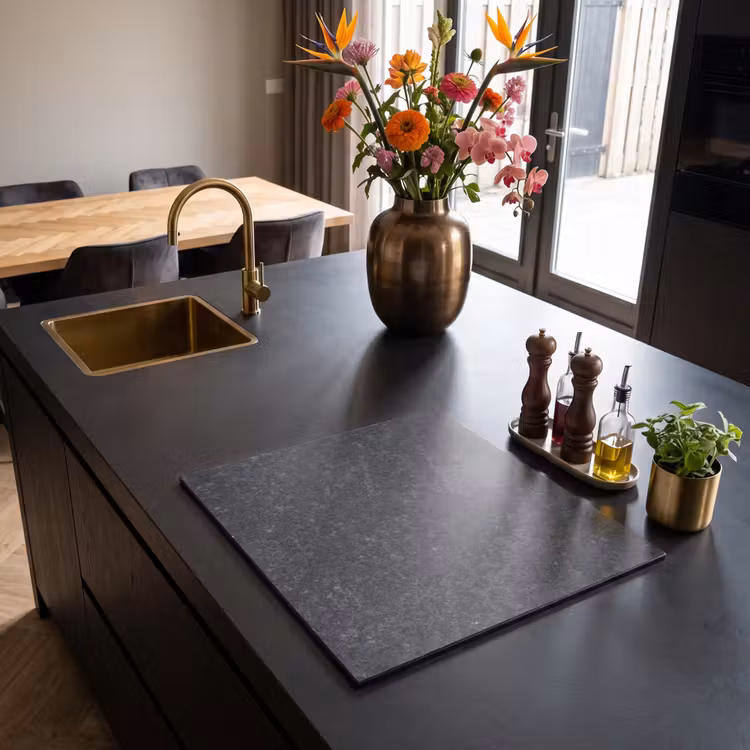 Induction hob protector - Nighttime Concrete Landscape — 2