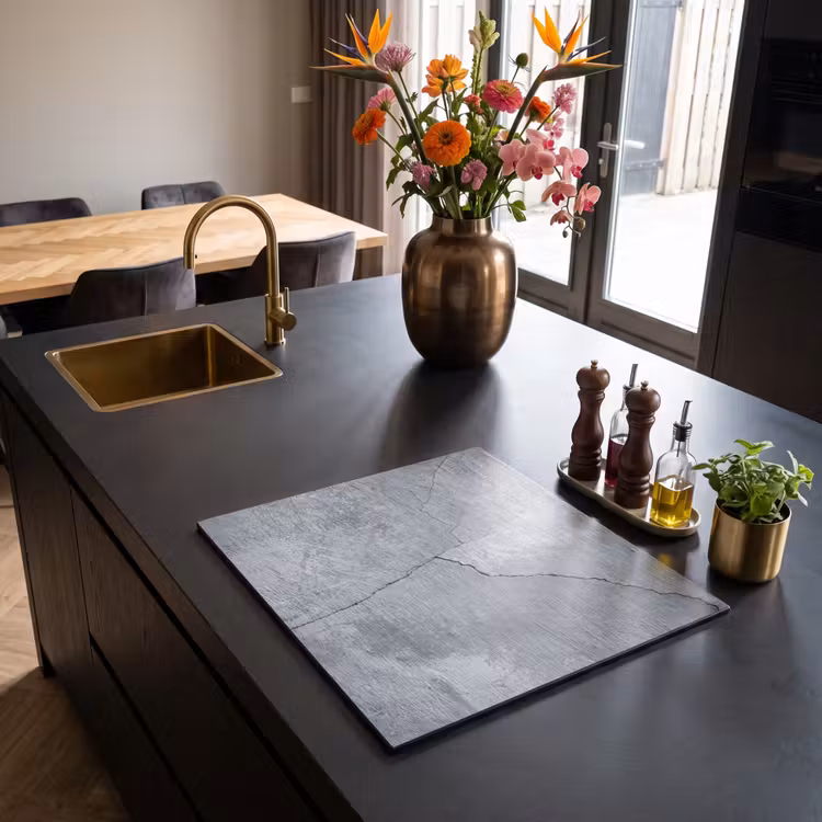 Induction hob protector - Broken History — 2