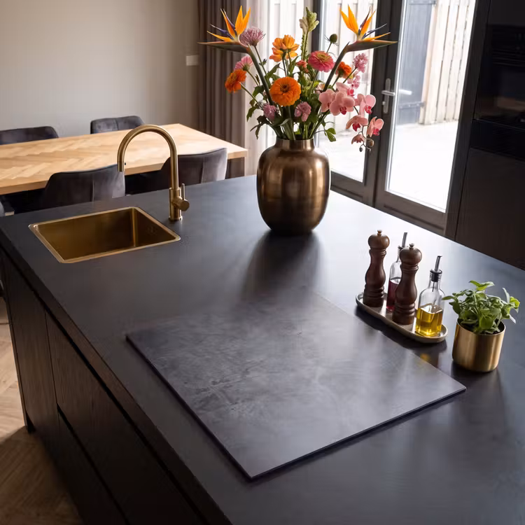 Induction hob protector - Gray Concrete Shards — 2