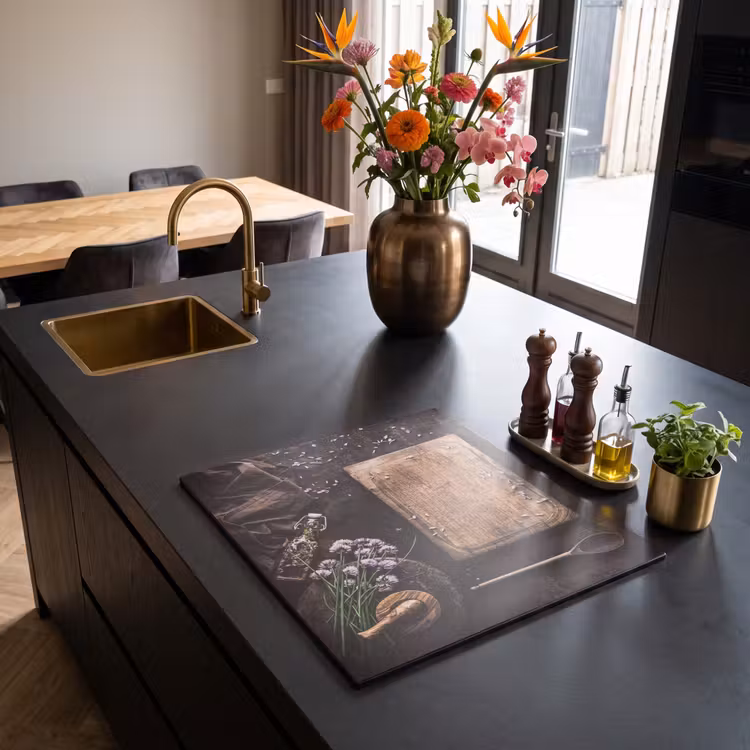 Induction hob protector - Still Life with Cutting Board — 2