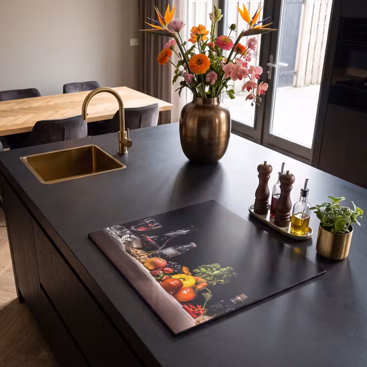 Induction hob protector - Supper in Contrast — 2