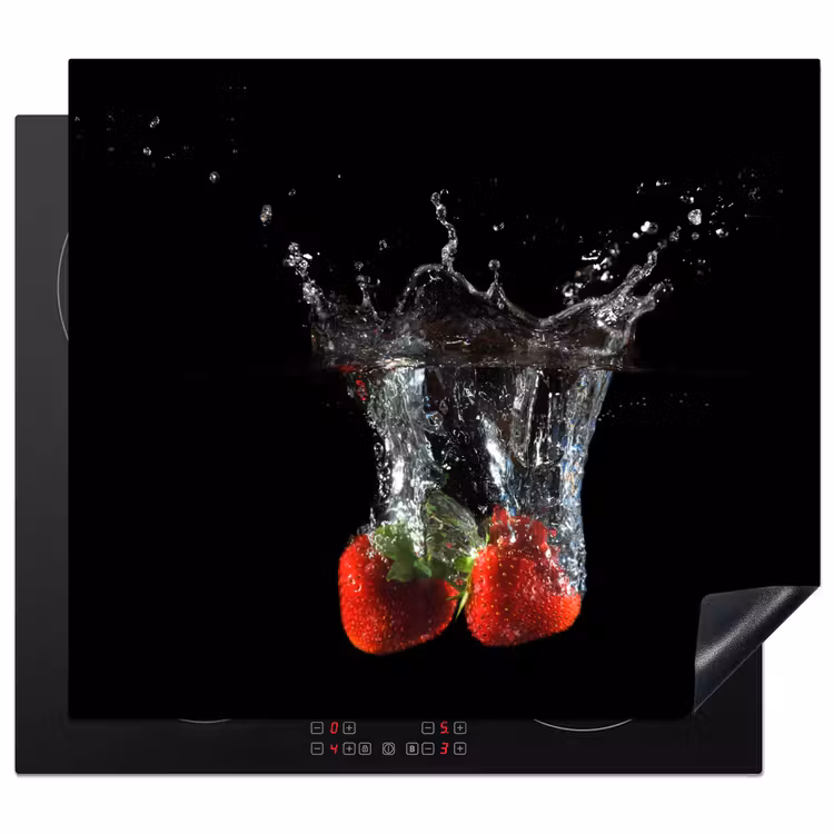 Induction hob protector - Diving Strawberries — 1