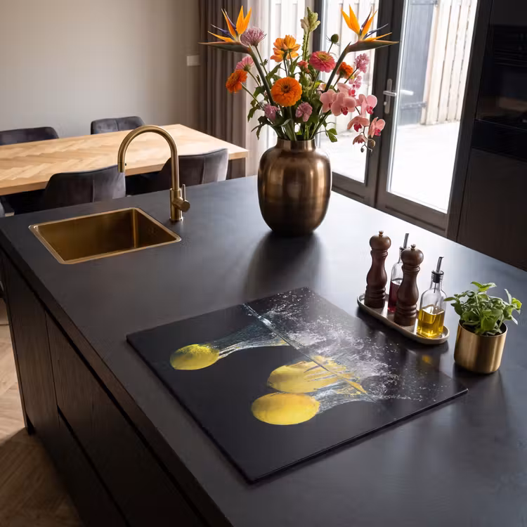 Induction hob protector - Lemons in the Spotlight — 2
