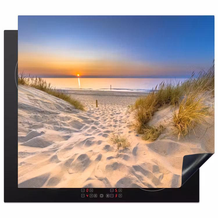 Induction hob protector - Soft Sunrise over Dune Landscape — 1