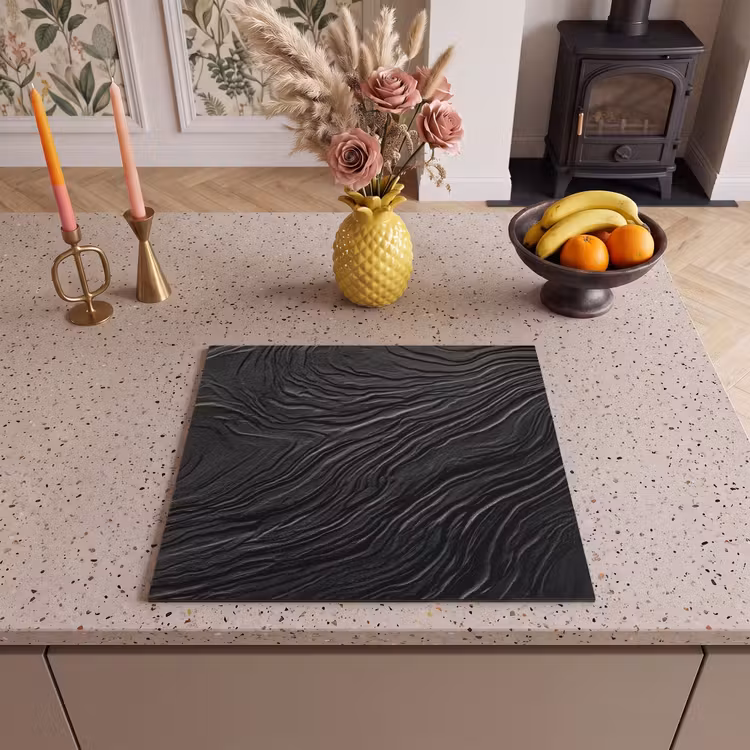 Induction hob protector - Black - Abstract - Wood — 3