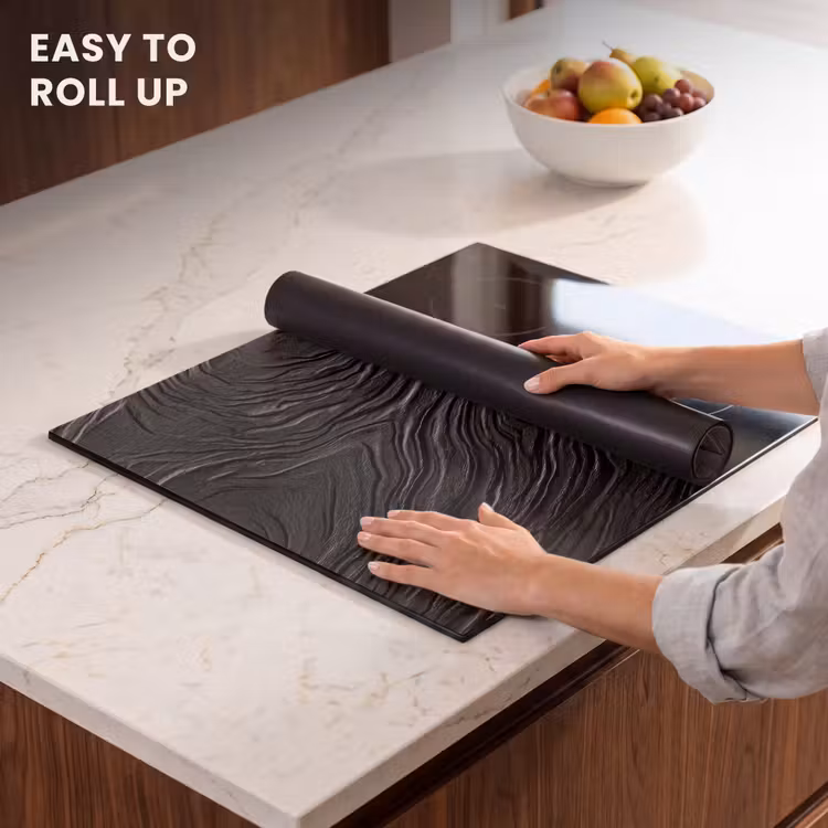 Induction hob protector - Black - Abstract - Wood — 6