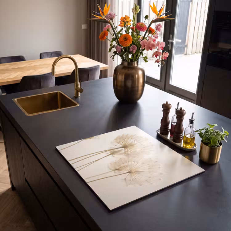 Induction hob protector - Sunlit Fragility — 2