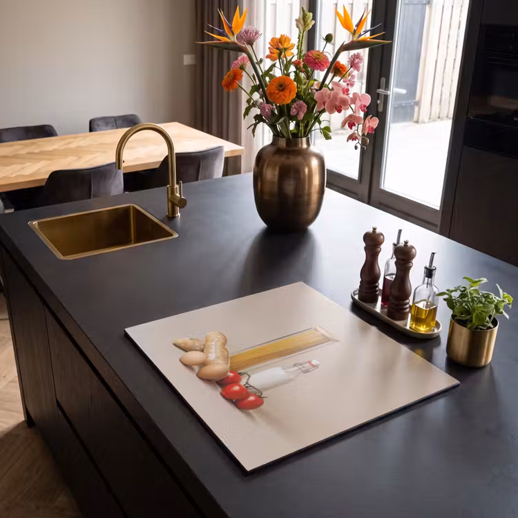 Induction hob protector - Spaghetti - Milk - Tomatoes - Eggs - Bread — 2