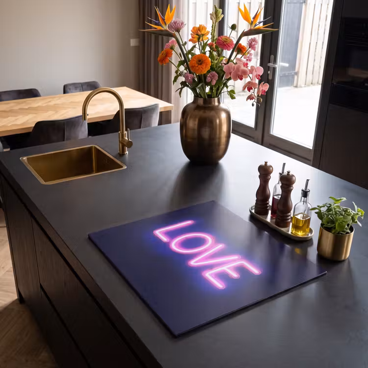 Induction hob protector - Neon - Love - Valentine — 2