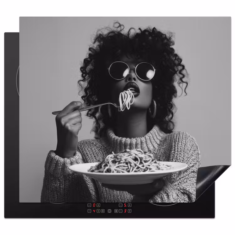Induction hob protector - Woman - Pasta - Black - White — 1