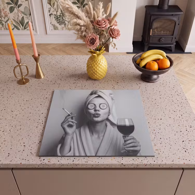 Induction hob protector - Woman - Mask - Wine - Cigarette — 3