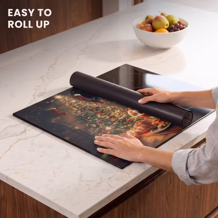 Induction hob protector - Santa - Fireplace - Dark — 6