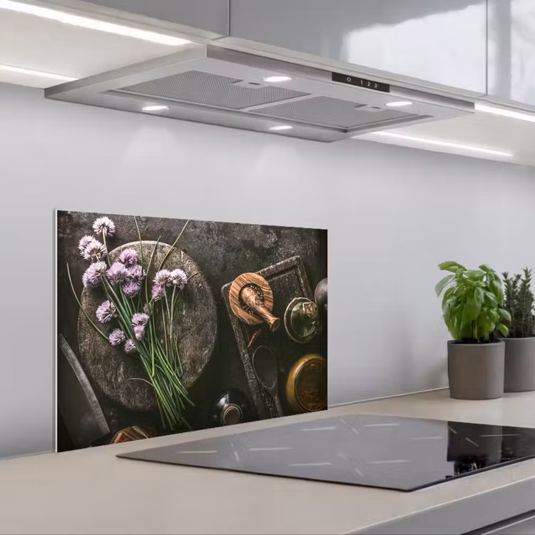 Kitchen splashback for hob - Chive Blossom and Antique Kitchen Goods — 1