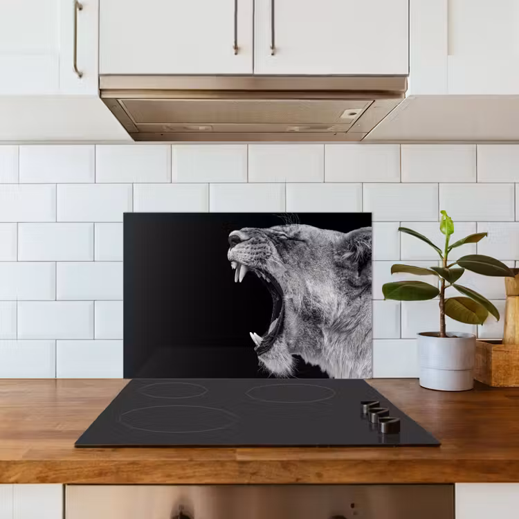 Kitchen splashback for hob - Animals - Lion - Black - White - Portrait — 3
