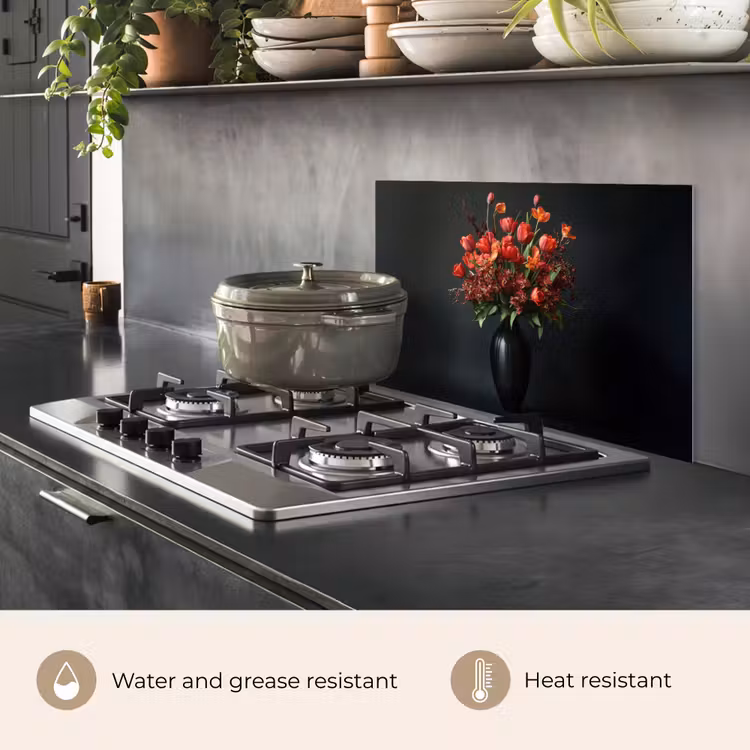 Kitchen splashback for hob - Bouquet - Tulips - Vase - Red — 2
