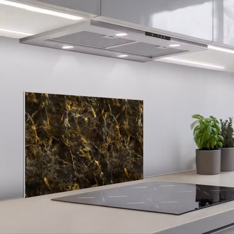 Kitchen splashback for hob - Black - Marble - Gold — 1