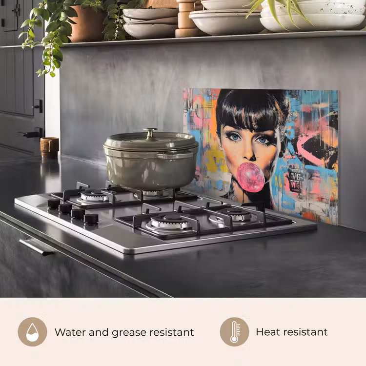 Kitchen splashback for hob - Chewing gum - Woman - Brush strokes - Modern — 2