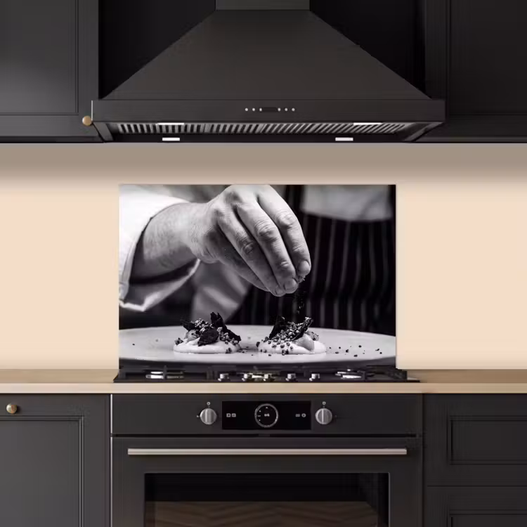 Kitchen splashback for hob - Chef - garnish - dish — 5
