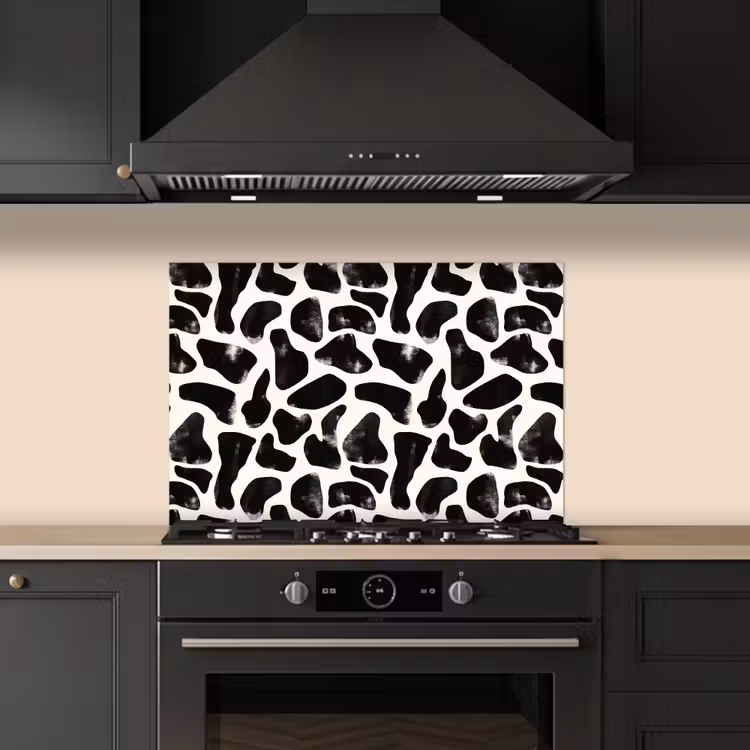 Kitchen splashback for hob - Animal pattern - Spots - Black - White — 5