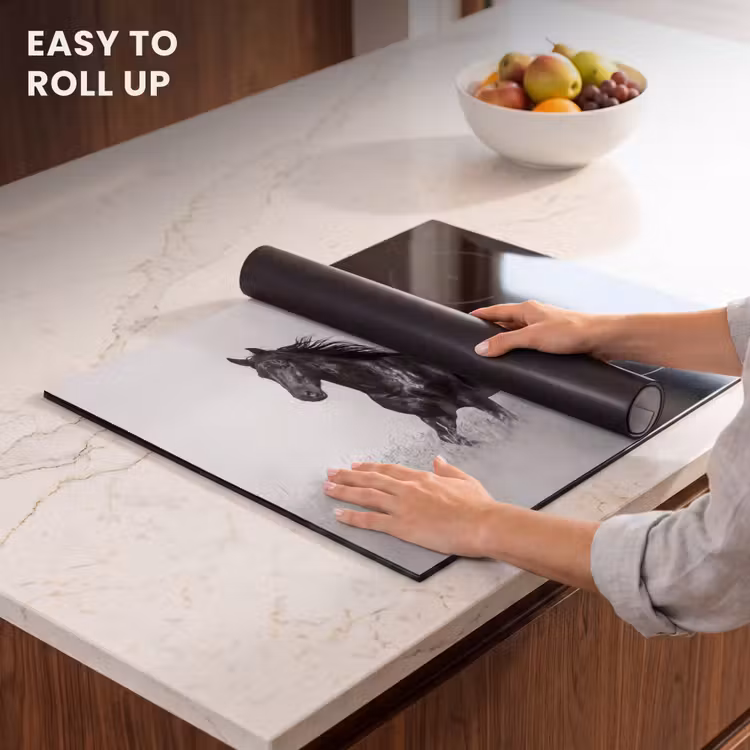 Induction hob cover - Horses - Grass - Black - White — 6