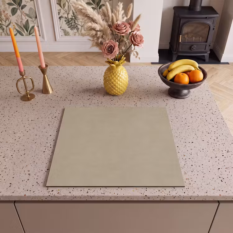 Induction hob protector - Sand color - Granular texture - Concrete — 3