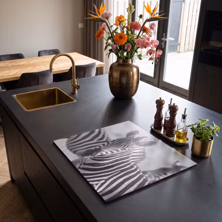 Induction hob cover - Zebras - Black - White — 2