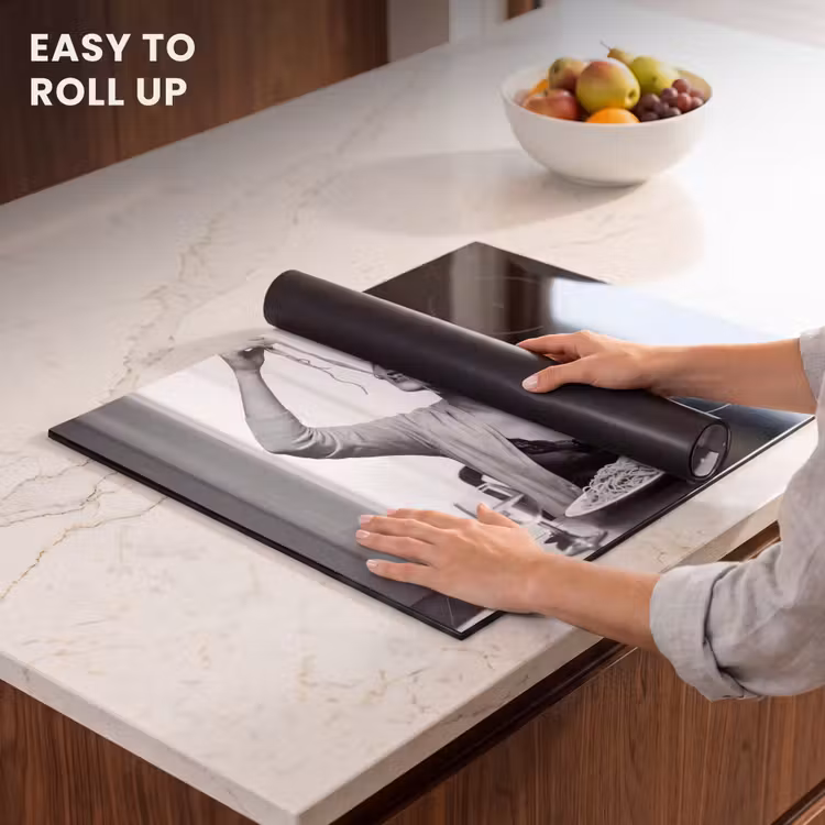 Induction hob protector - Woman - Spaghetti - Black - White — 6