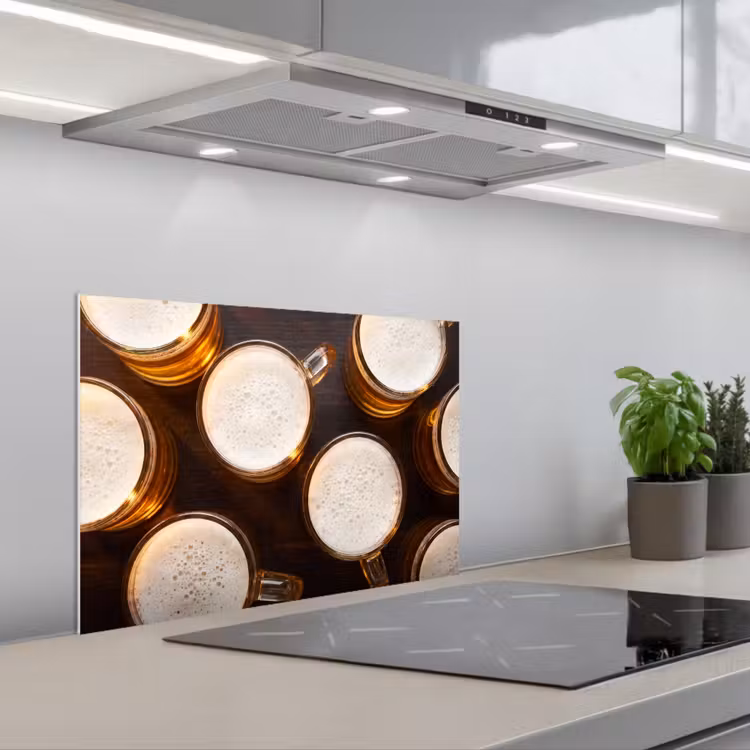 Kitchen splashback for hob - Beer - Glasses - Foam - Wood - Drink — 1