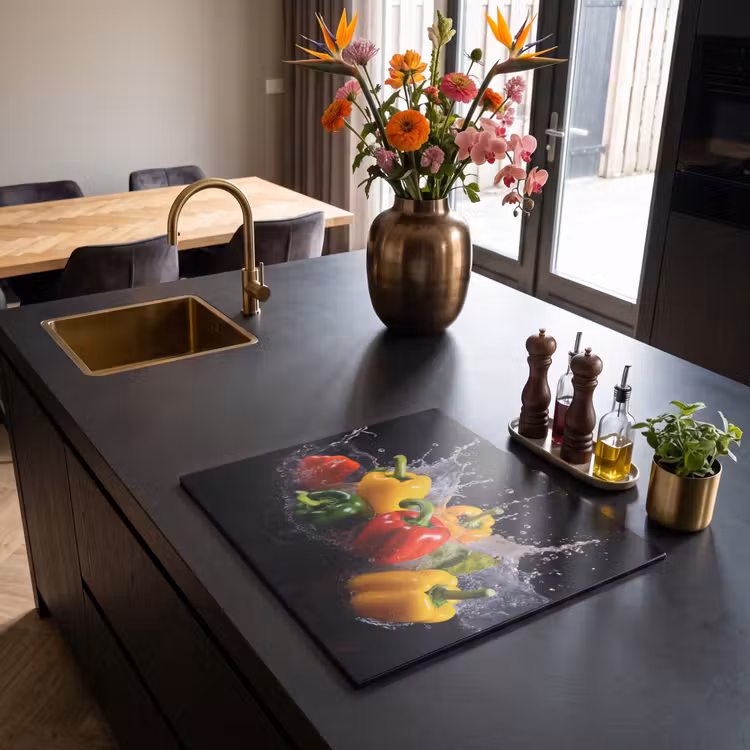 Induction hob cover - Bell pepper - Black - Water - Red - Yellow — 2