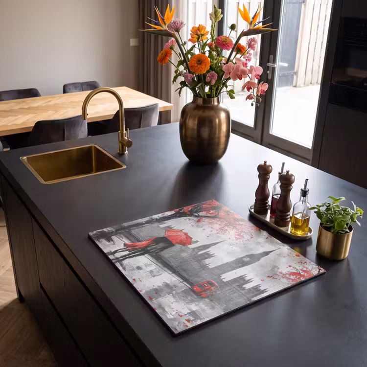 Induction hob cover - London - Red - Black - Couple - Romantic — 2