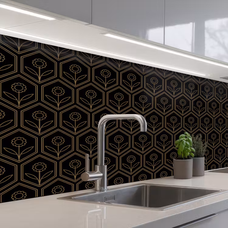Kitchen splashback - Hexagon - Black - Gold - Flower — 2