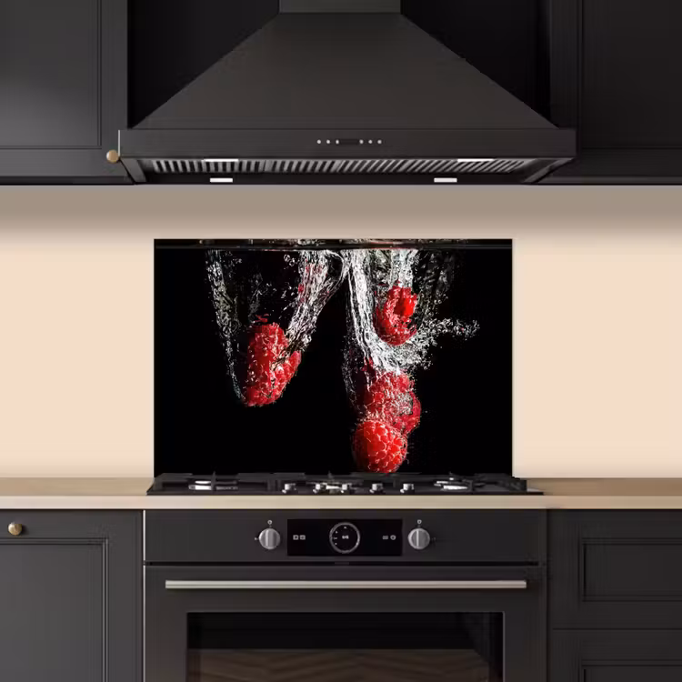 Kitchen splashback for hob - Red Raspberry Splash — 5