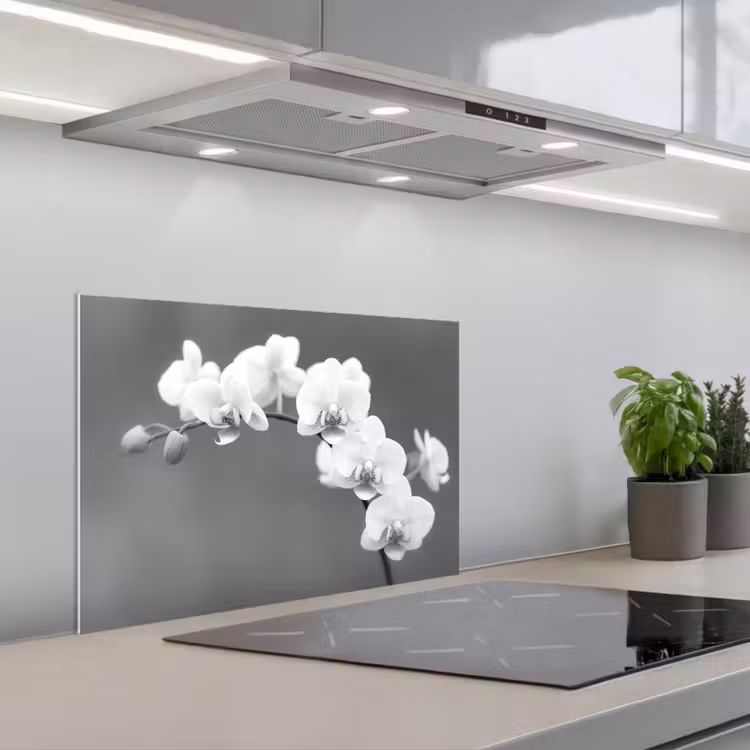 Kitchen splashback for hob - Monochrome Orchid Splendor — 1