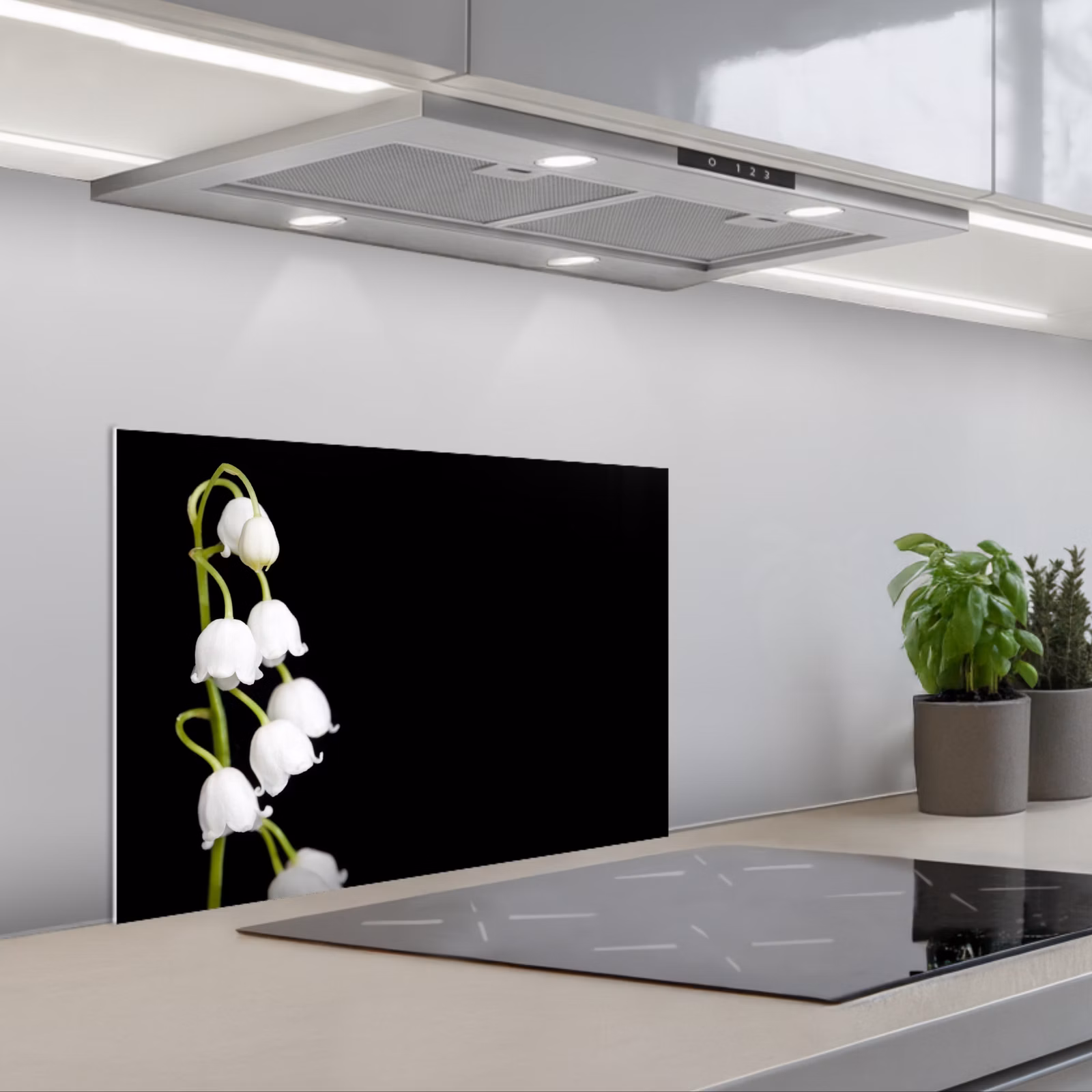 Kitchen splashback for hob - Lily of the valley - Flowers - Black - Flora — 1