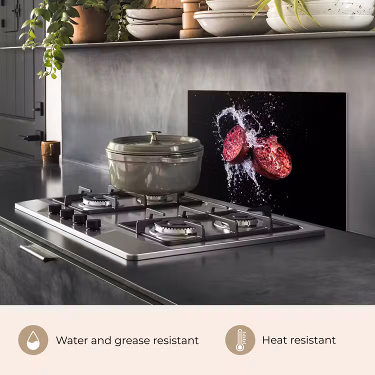 Kitchen splashback for hob - Pomegranate - Fruit - Water - Black - Purple — 2