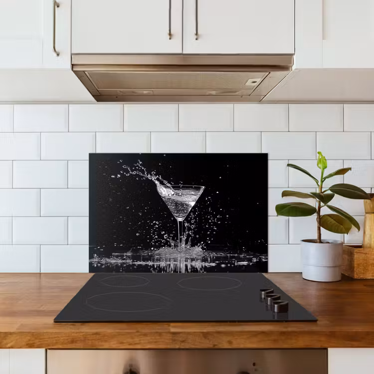 Kitchen splashback for hob - Monochrome Splashing Martini — 3