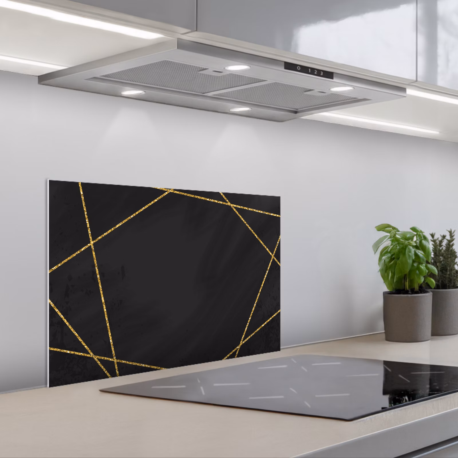 Kitchen splashback for hob - Geometric pattern of gold lines on a black background — 1