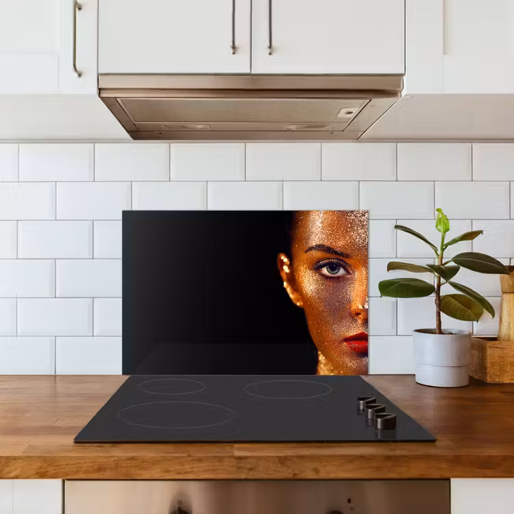 Kitchen splashback for hob - Make up - Gold - Woman - Luxury - Glitter - Art — 3
