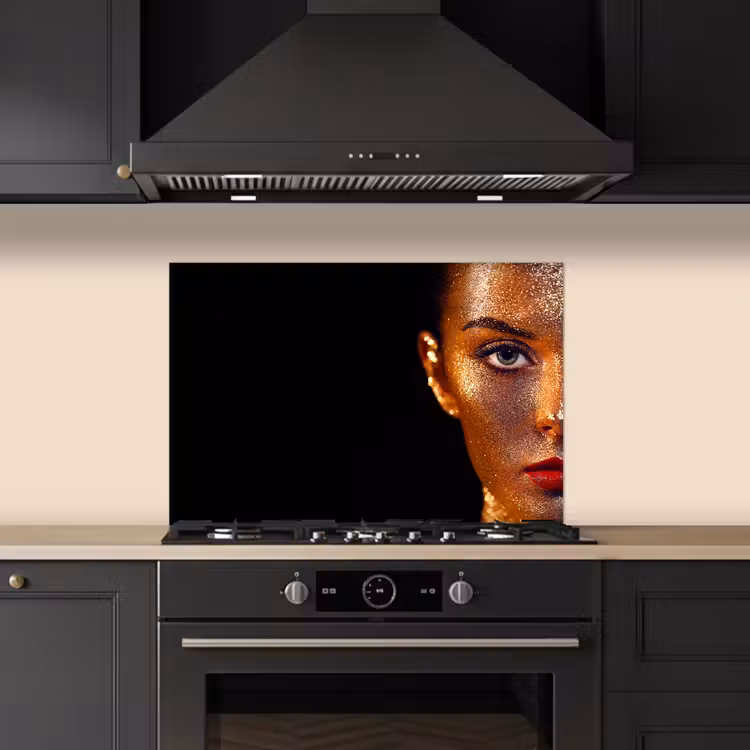 Kitchen splashback for hob - Make up - Gold - Woman - Luxury - Glitter - Art — 5