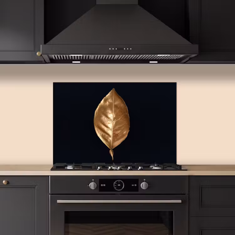 Kitchen splashback for hob - Leaves - Chic - Gold - Plants - Black — 5