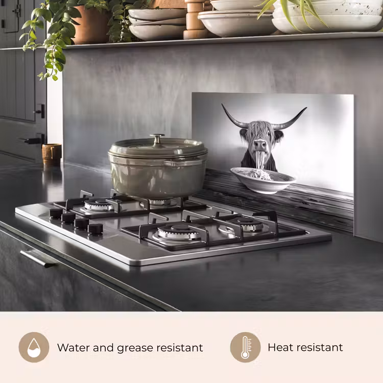Kitchen splashback for hob - Scottish Highlander - Spaghetti - Animals - Black and white — 2