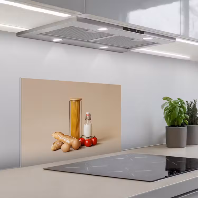 Kitchen splashback for hob - Spaghetti - Milk - Tomatoes - Eggs - Bread — 1